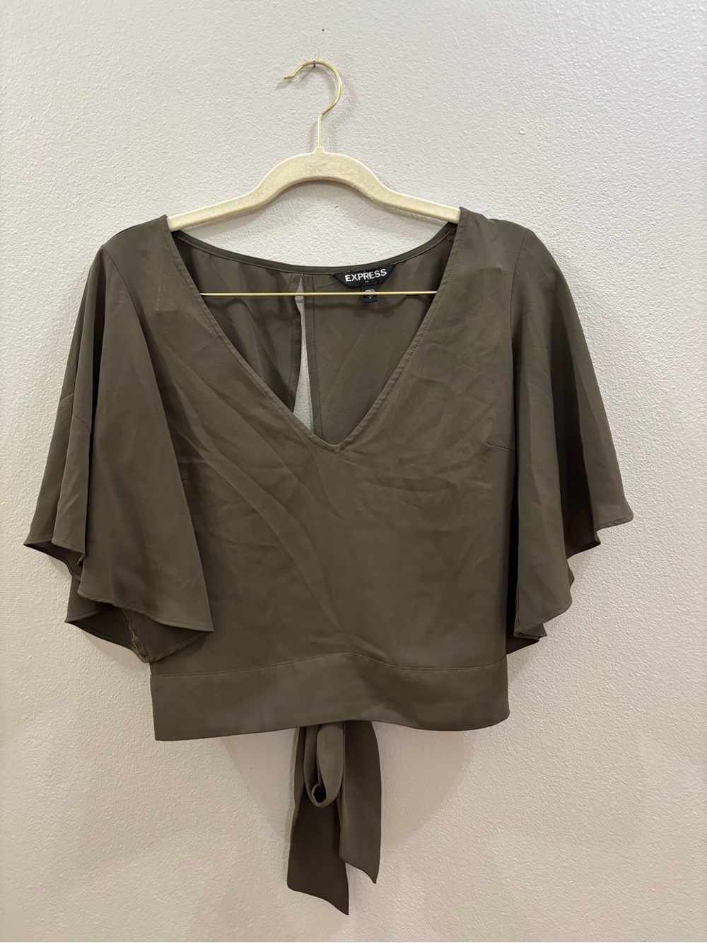 Express Olive V-Neck Tie-Crop Top